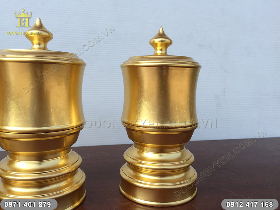 đ&agrave;i thờ d&aacute;t v&agrave;ng